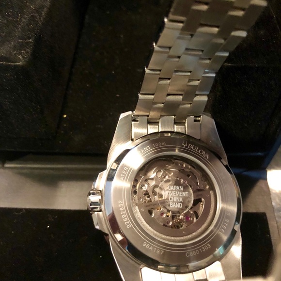 Men’s Bulova Watch - Picture 3 of 3